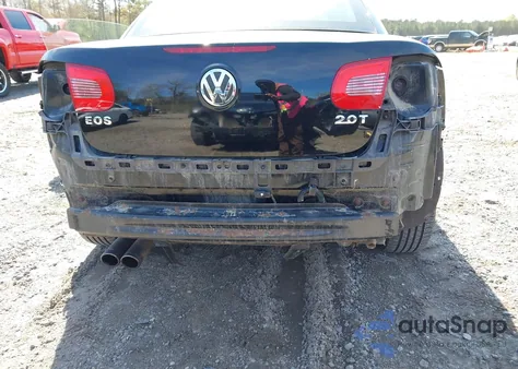 2008 Volkswagen Eos Komfort/Turbo z USA, uszkodzony, nr VIN WVWBA71F68V016283